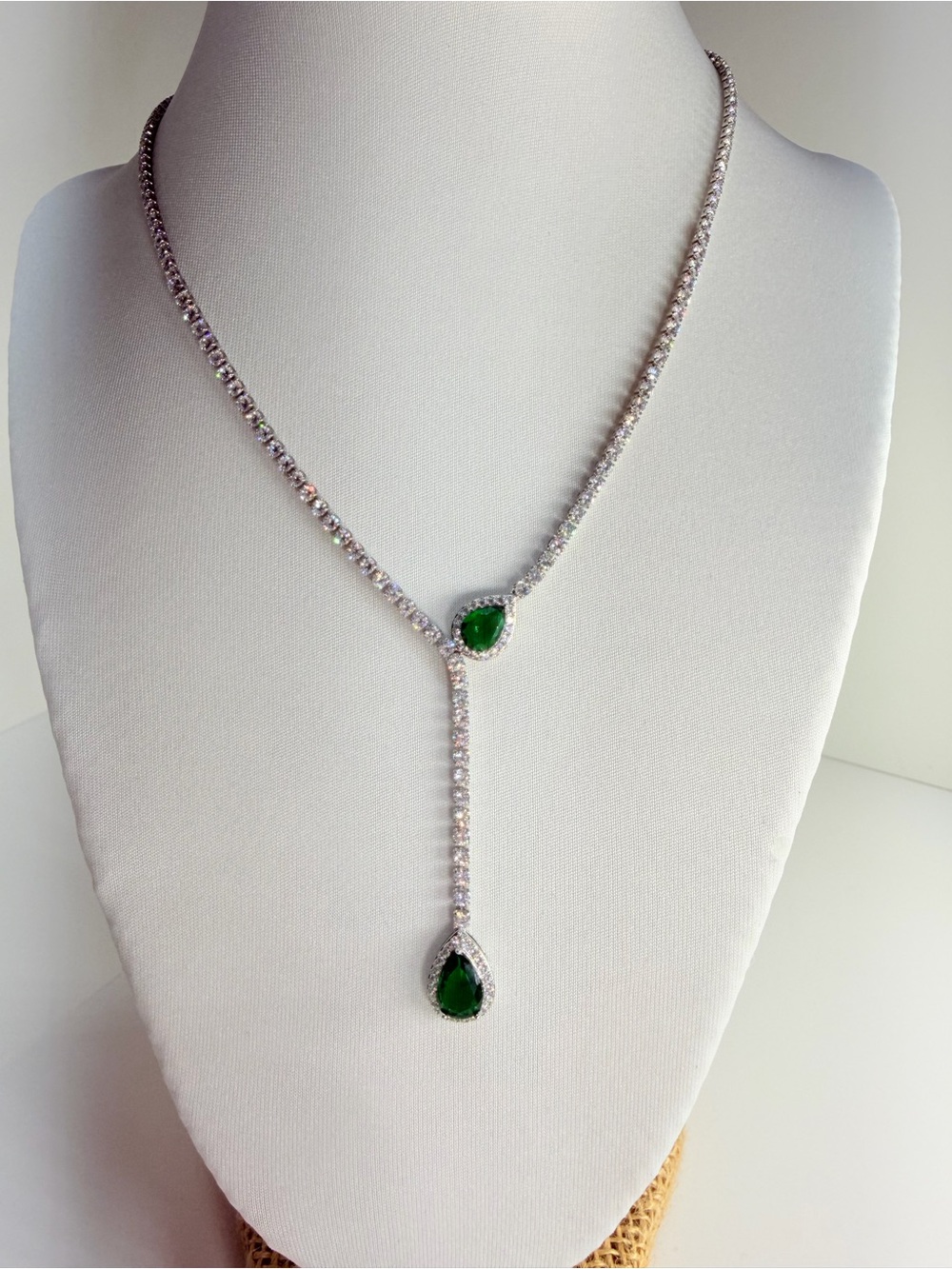 Emerald Drop Y-Style Necklace - Green and Silver
With CZ crystal like Diamonds